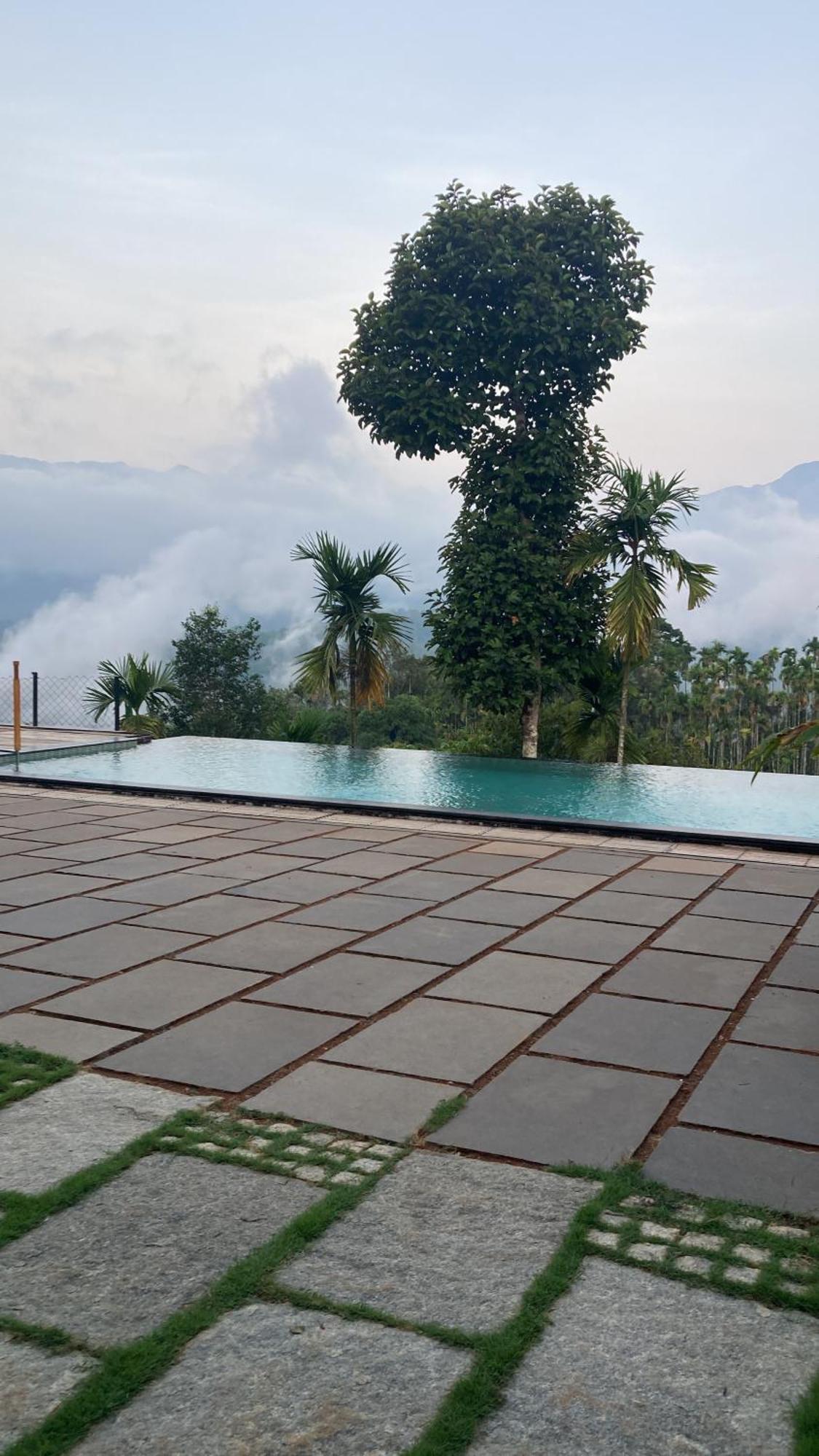 Homestay Namaha Meppādi Exterior foto